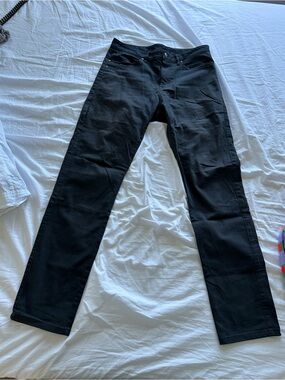 Mission Workshop Black Jeans — Slim Fit Style